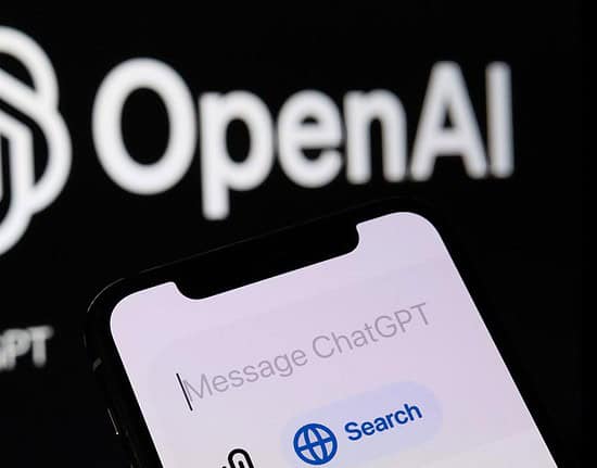 OpenAI به نمایش تبلیغات در ChatGPT فکر می‌کند